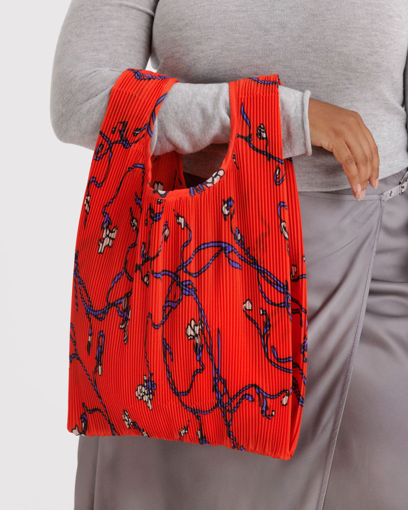 BAGGU.com New Arrivals Pleated Baggu - Red Snapdragon