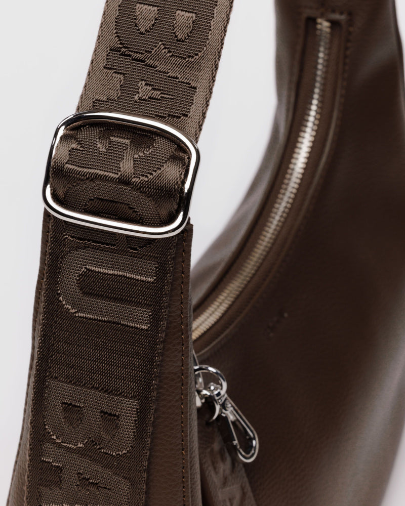 BAGGU PRODUCTS Small Recycled Leather Crescent Bag - Brown