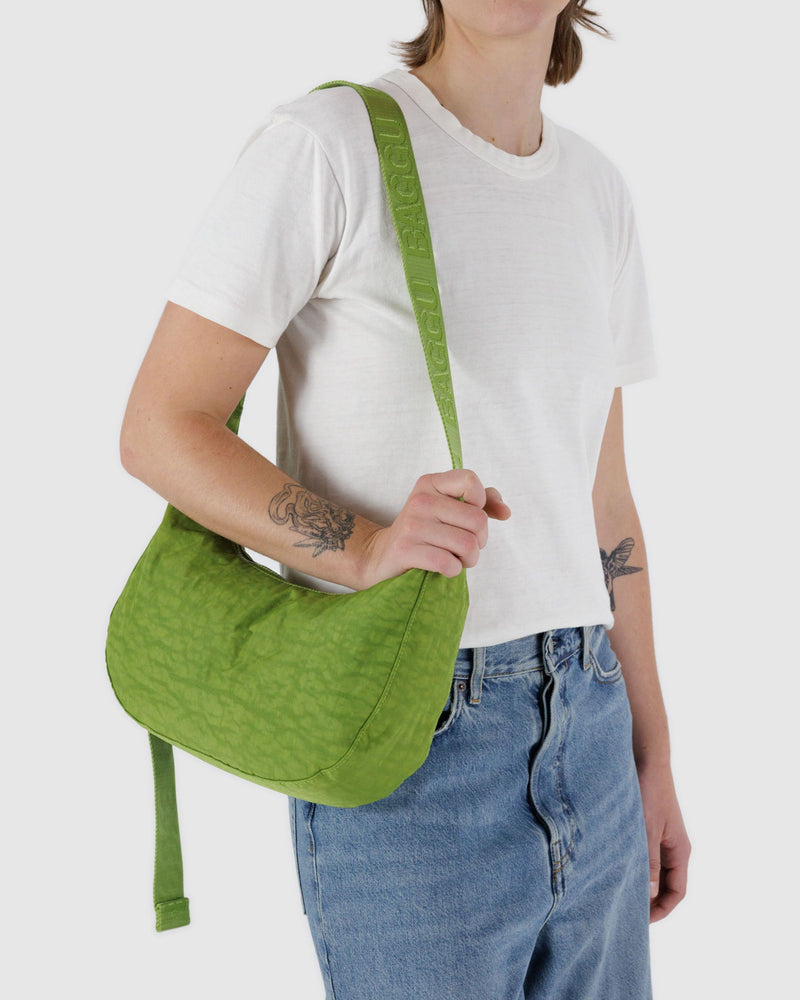 BAGGU  Medium Nylon Crescent Bag - Green Juice