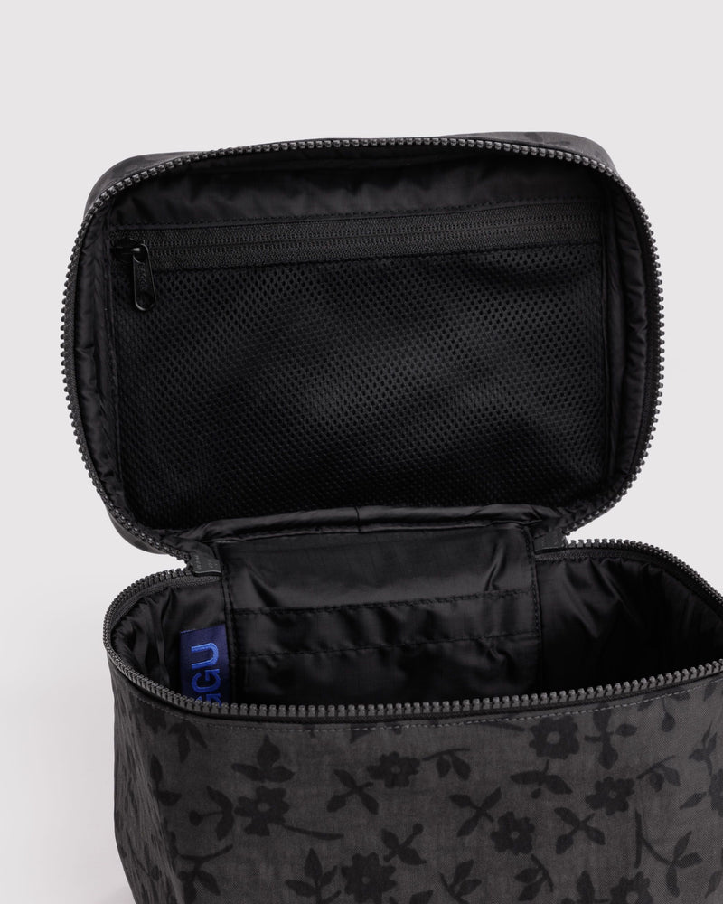 BAGGU  Large Cosmetic Case - Charcoal Ditsy Floral