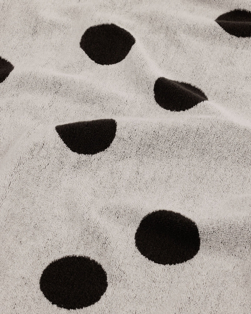BAGGU  Bath Towel - Cream and Black Polka Dot