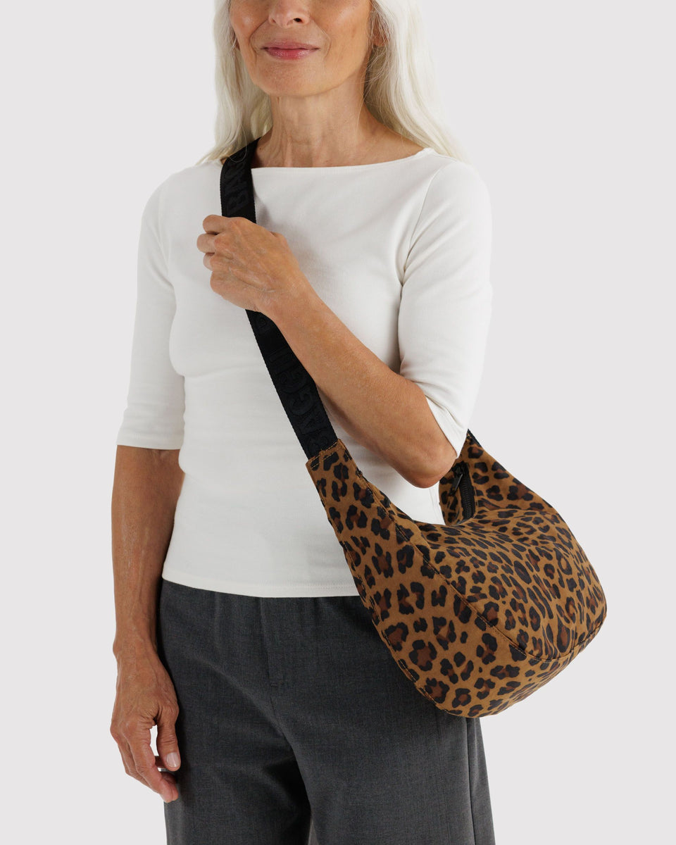 BAGGU Crossbody Bags Medium Nylon Crescent Bag - Leopard