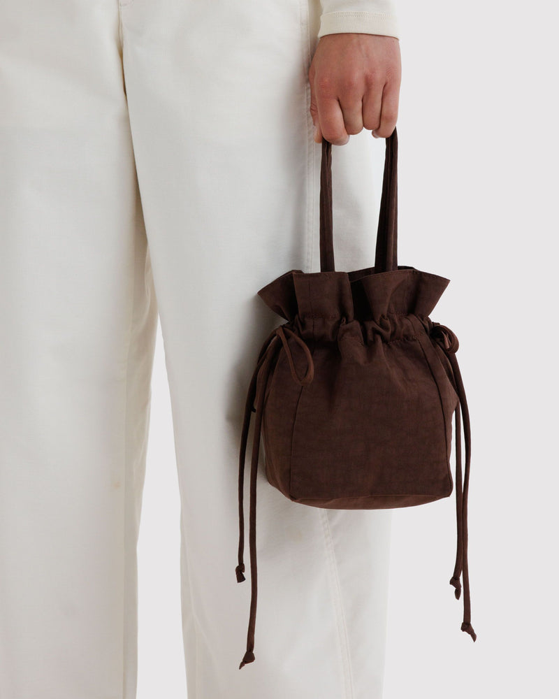 BAGGU  Nylon Drawstring Bag - Coffee