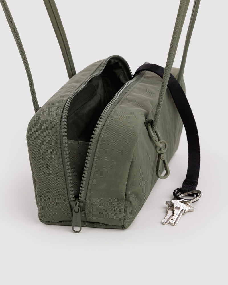 BAGGU  Small Nylon Bowler Bag - Caper