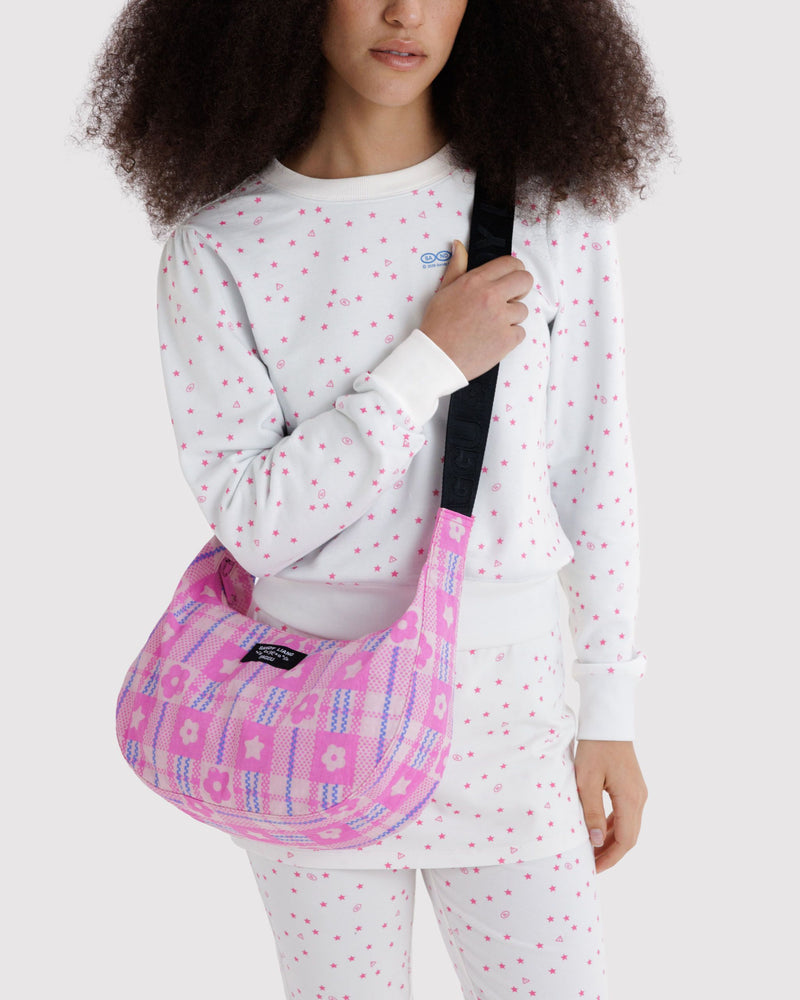 BAGGU  Medium Nylon Crescent Bag - Market Plaid Pink