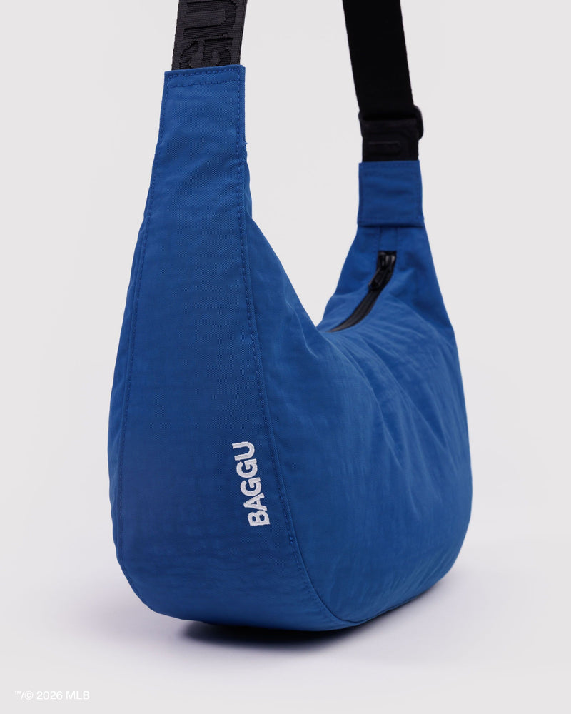 BAGGU  Medium Nylon Crescent Bag - Los Angeles Dodgers™