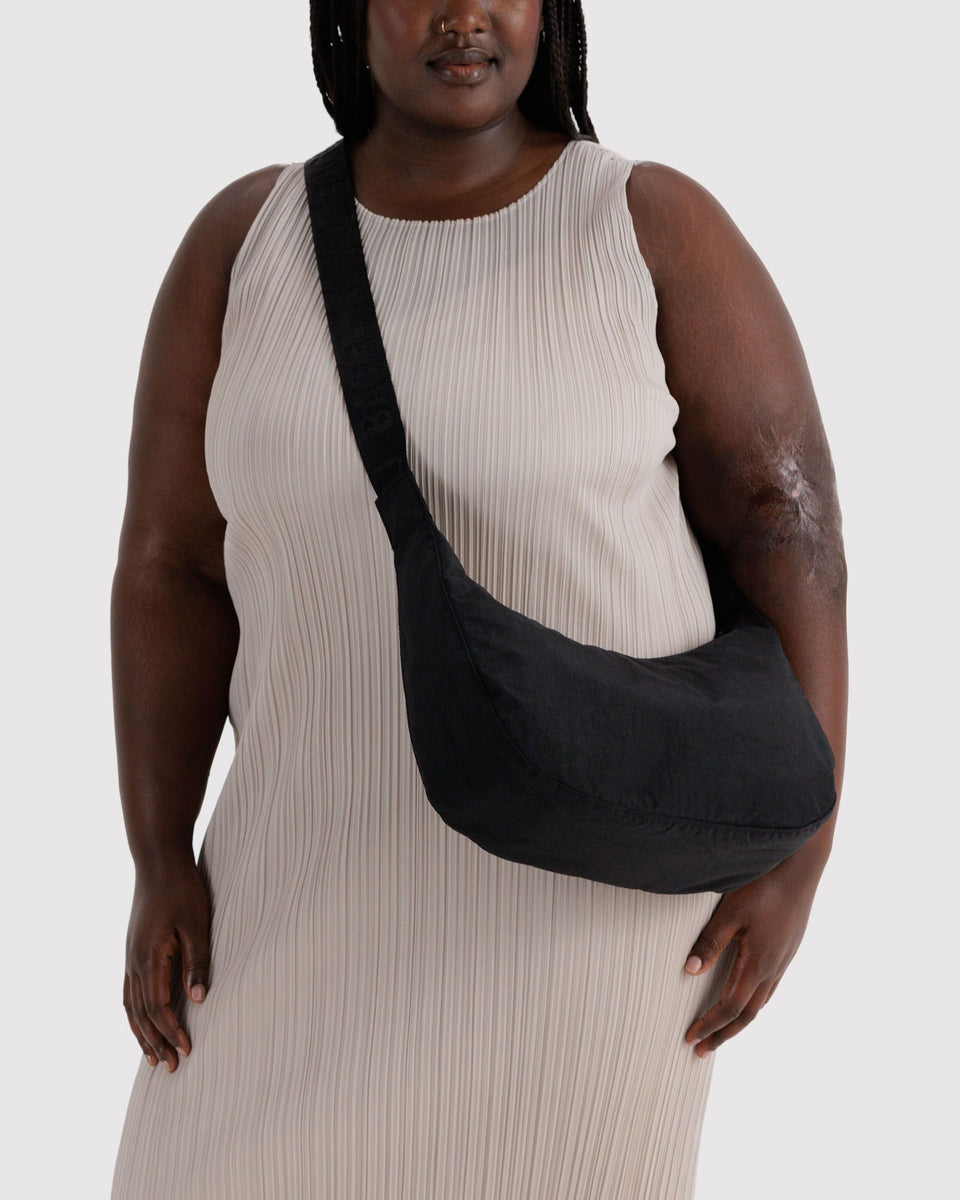 BAGGU Crossbody Bags Medium Nylon Crescent Bag - Black