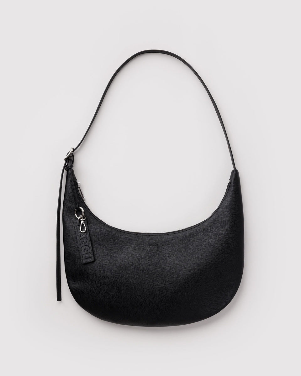 BAGGU Recycled Leather 2025 - Shipping Medium Recycled Leather Flat Crescent - Black