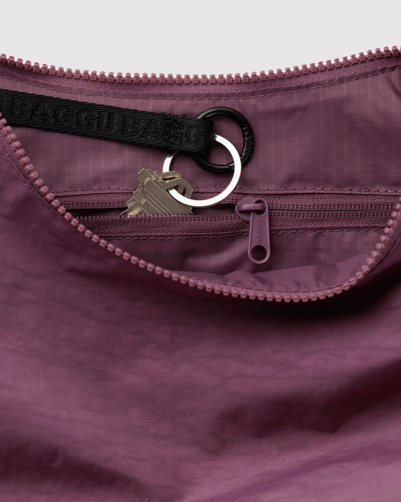 BAGGU  Medium Nylon Crescent Bag - Wild Plum