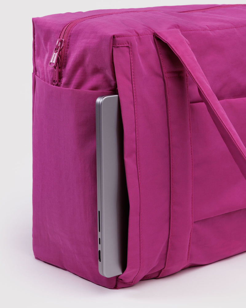 BAGGU  Small Cloud Carry-On - Deep Fuchsia