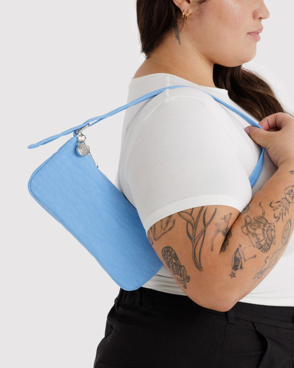 BAGGU ALL PRODUCTS (except Sandy Liang) Nylon Pochette - Piscine
