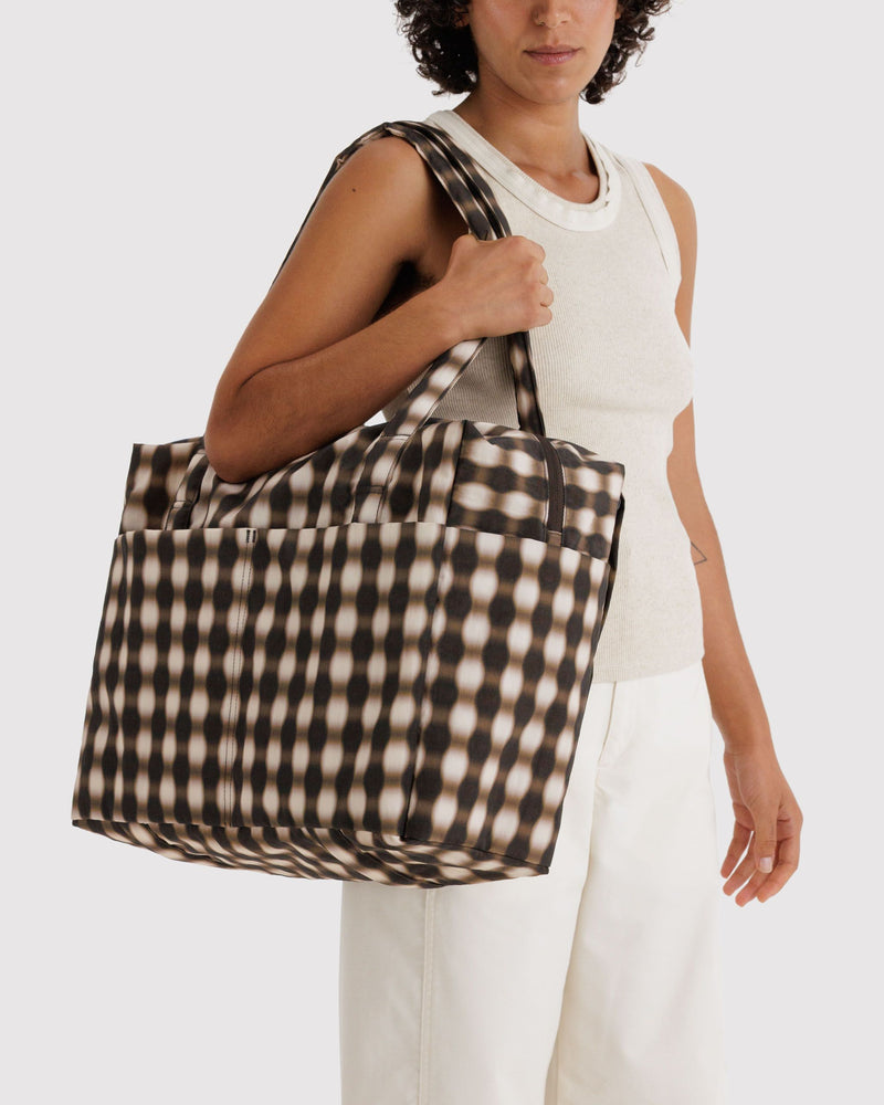 BAGGU  Cloud Carry-on - Blurred Gingham Brown