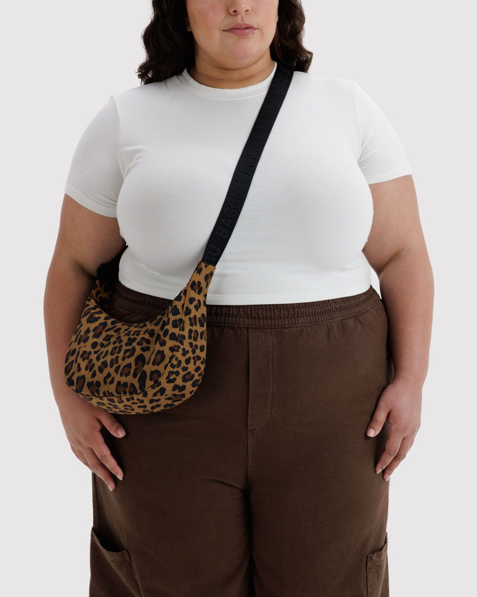 BAGGU Products Small Nylon Crescent Bag - Leopard