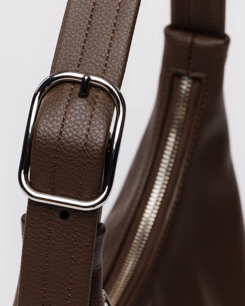 BAGGU  Mini Recycled Leather Shoulder Bag - Brown