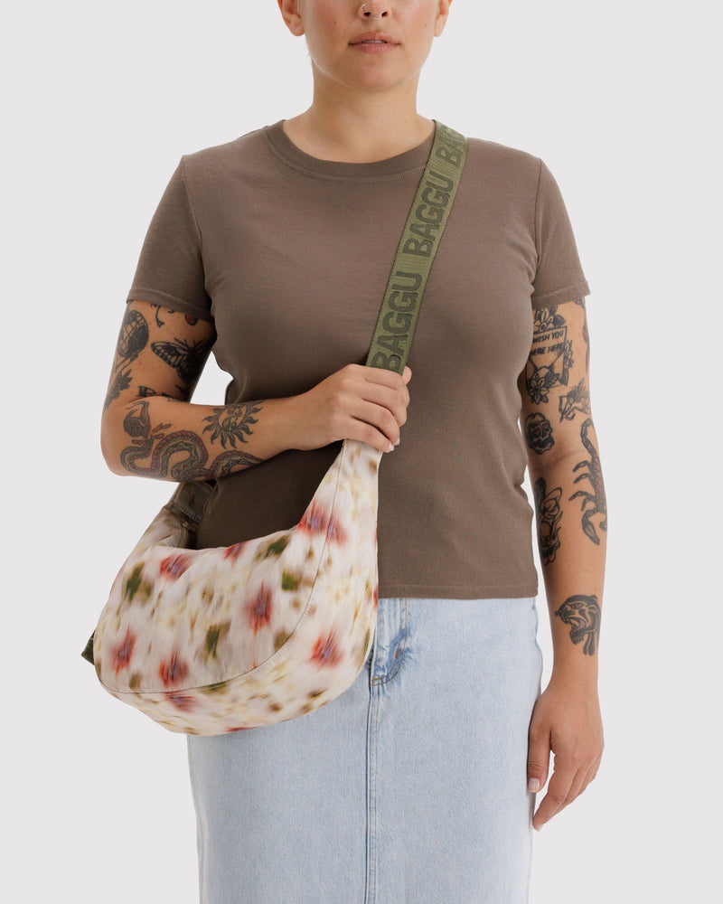 BAGGU  Medium Nylon Crescent Bag - Abstract Floral