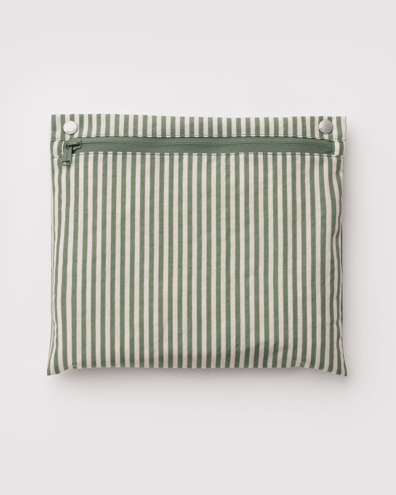 BAGGU  Cloud Carry-on - Sage Stripe