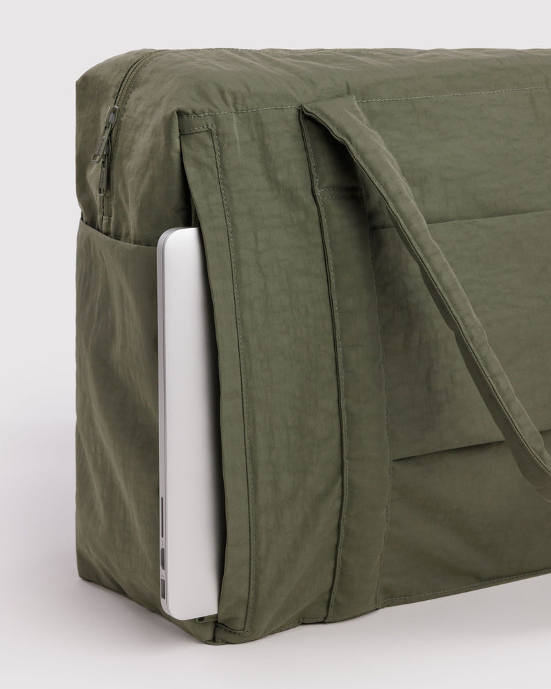 BAGGU  Cloud Carry-on - Caper