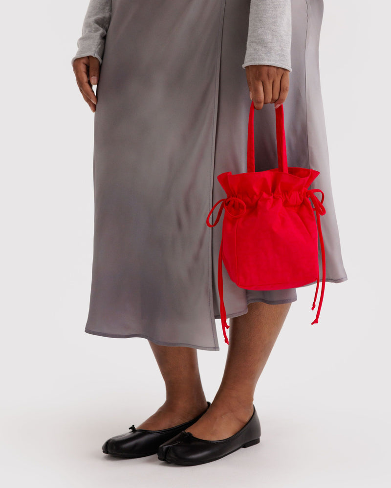 BAGGU  Nylon Drawstring Bag - Candy Apple