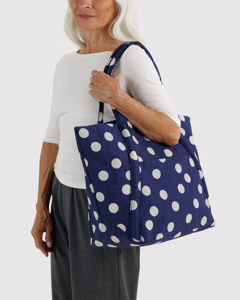 BAGGU Cloud Bag Cloud Bag - Navy and Cream Polka Dot