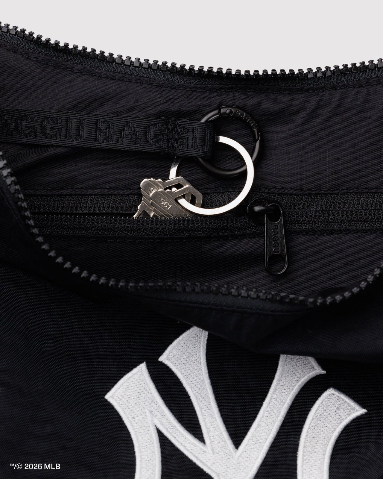 Medium Nylon Crescent Bag - New York Yankees™