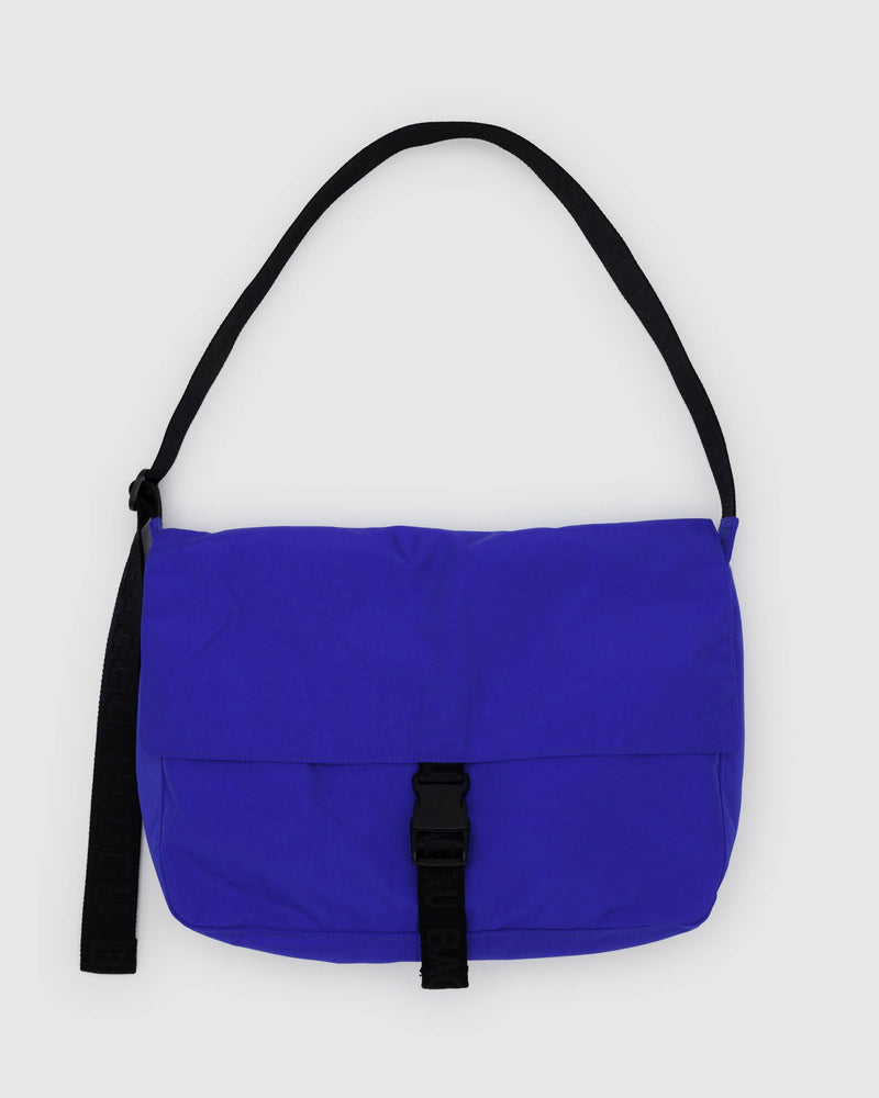 BAGGU.com  Nylon Messenger Bag - Lapis