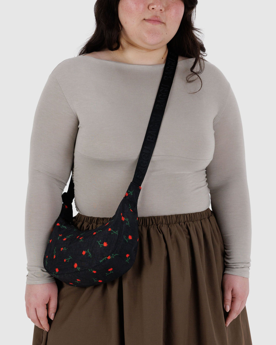 BAGGU PRODUCTS Small Nylon Crescent Bag - Painted Wildflower