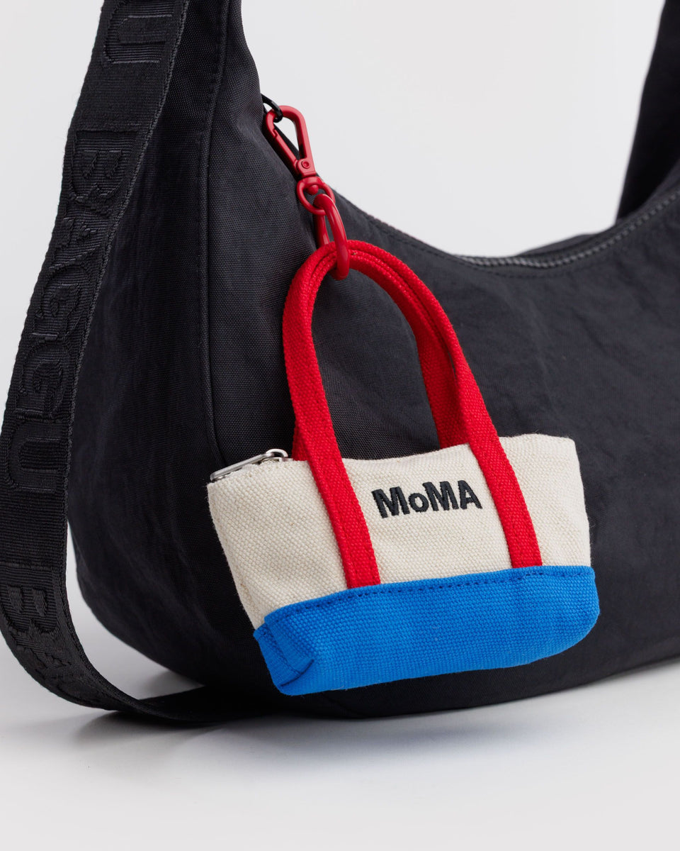BAGGU New Arrivals MoMA Tote Charm - Red/ Blue