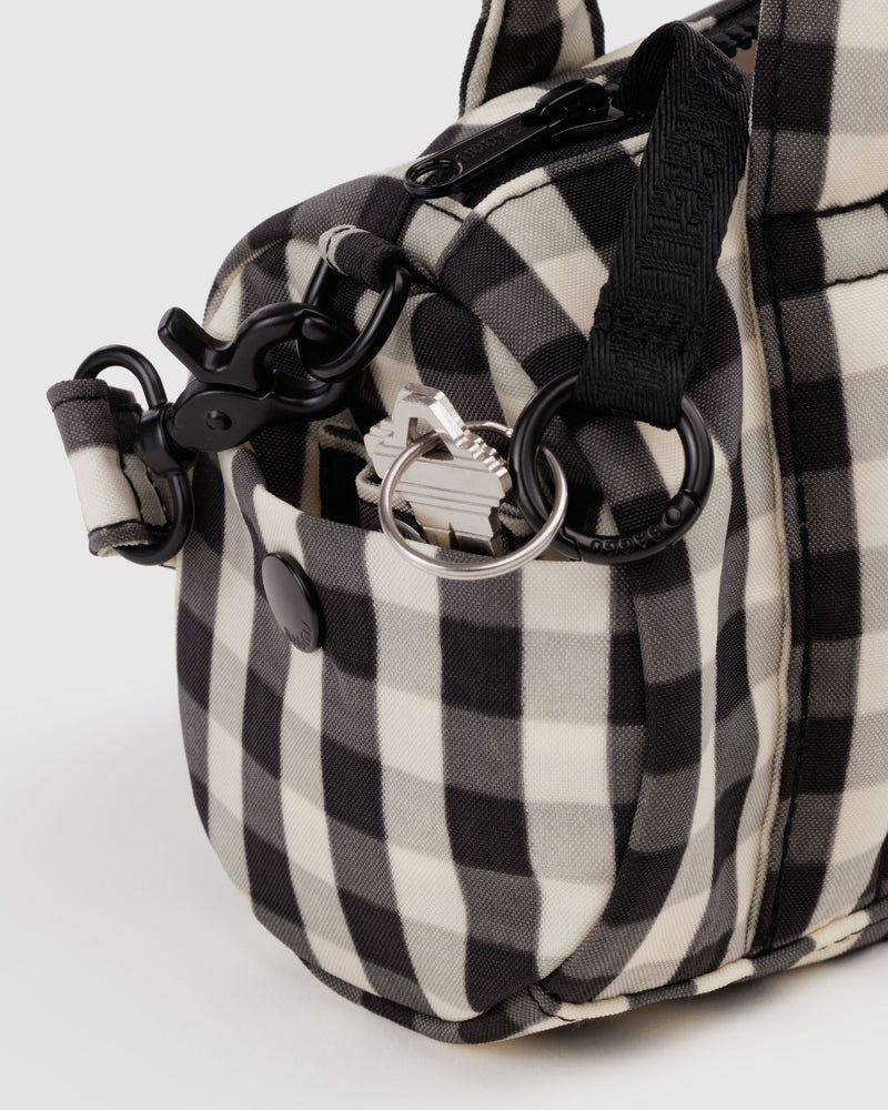 BAGGU  Small Nylon Duffle Bag - Black and Cream Gingham