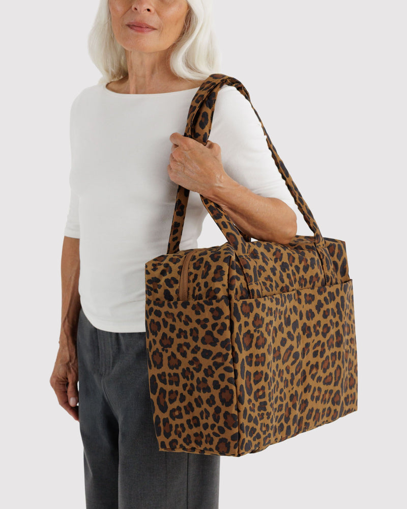 BAGGU  Small Cloud Carry-On - Leopard