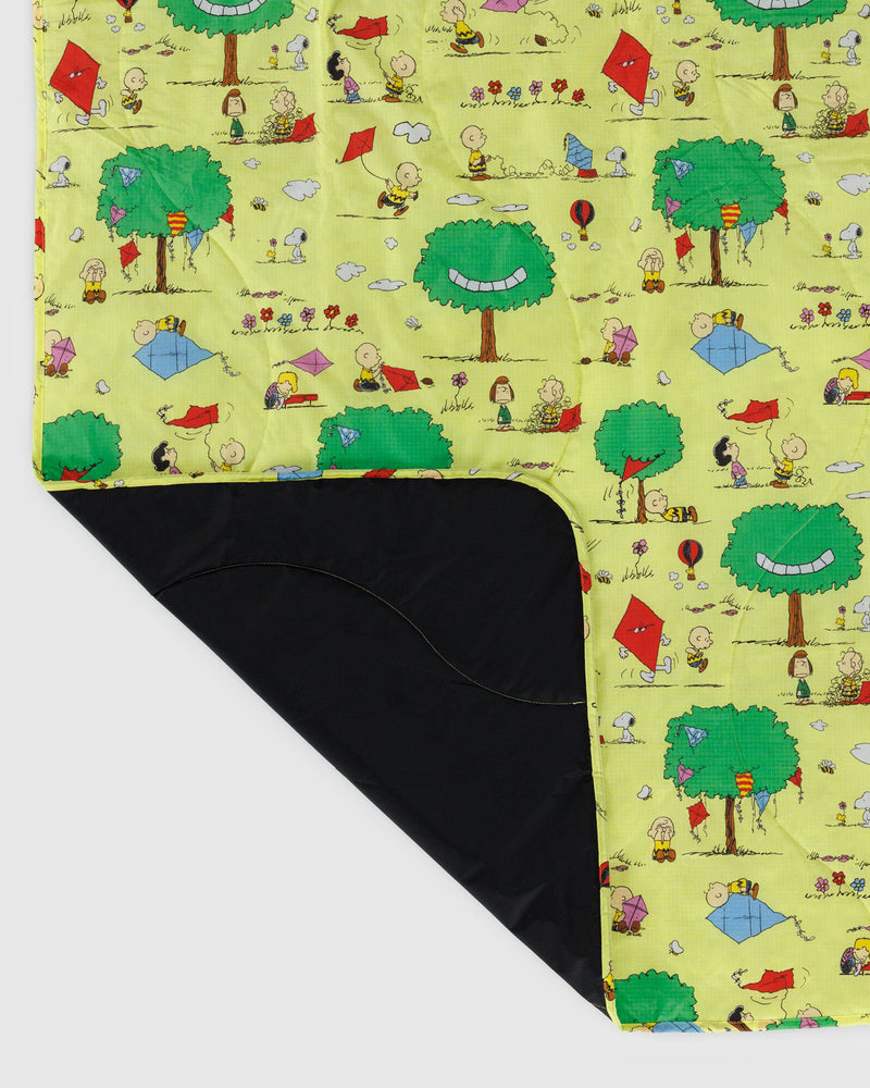 BAGGU ALL PRODUCTS Puffy Picnic Blanket - Kite Eating Tree