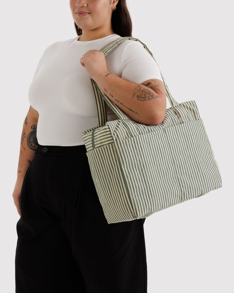 BAGGU  Small Cloud Carry-On - Sage Stripe
