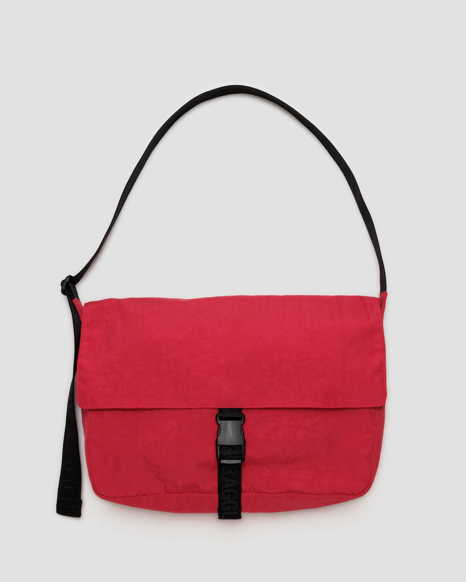 BAGGU PRODUCTS Nylon Messenger Bag - Candy Apple