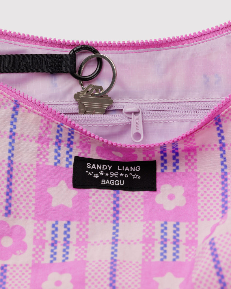 BAGGU  Medium Nylon Crescent Bag - Market Plaid Pink