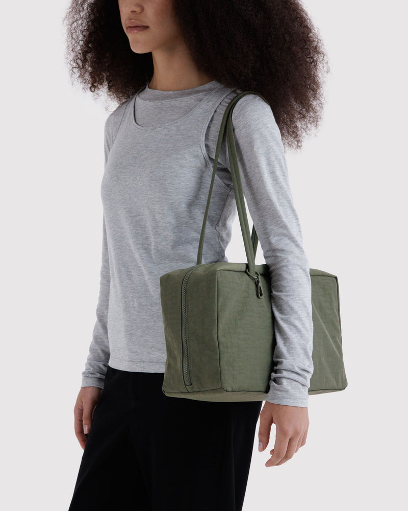 BAGGU  Medium Nylon Bowler Bag - Caper