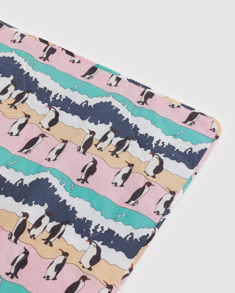 BAGGU  Puffy Picnic Blanket - Penguin