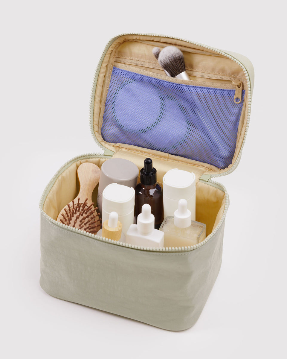 BAGGU Products Large Cosmetic Case - Celadon