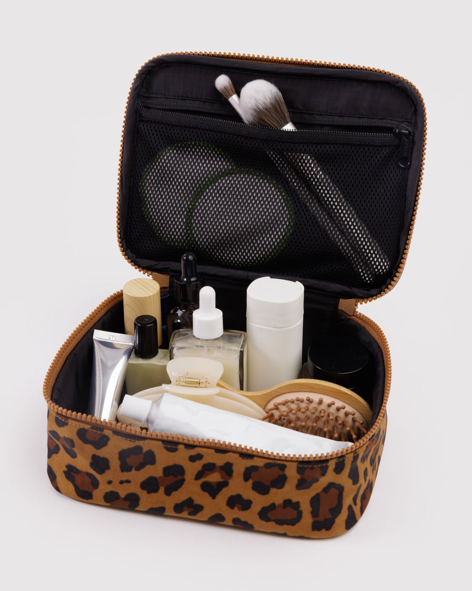 BAGGU Products Small Cosmetic Case - Leopard