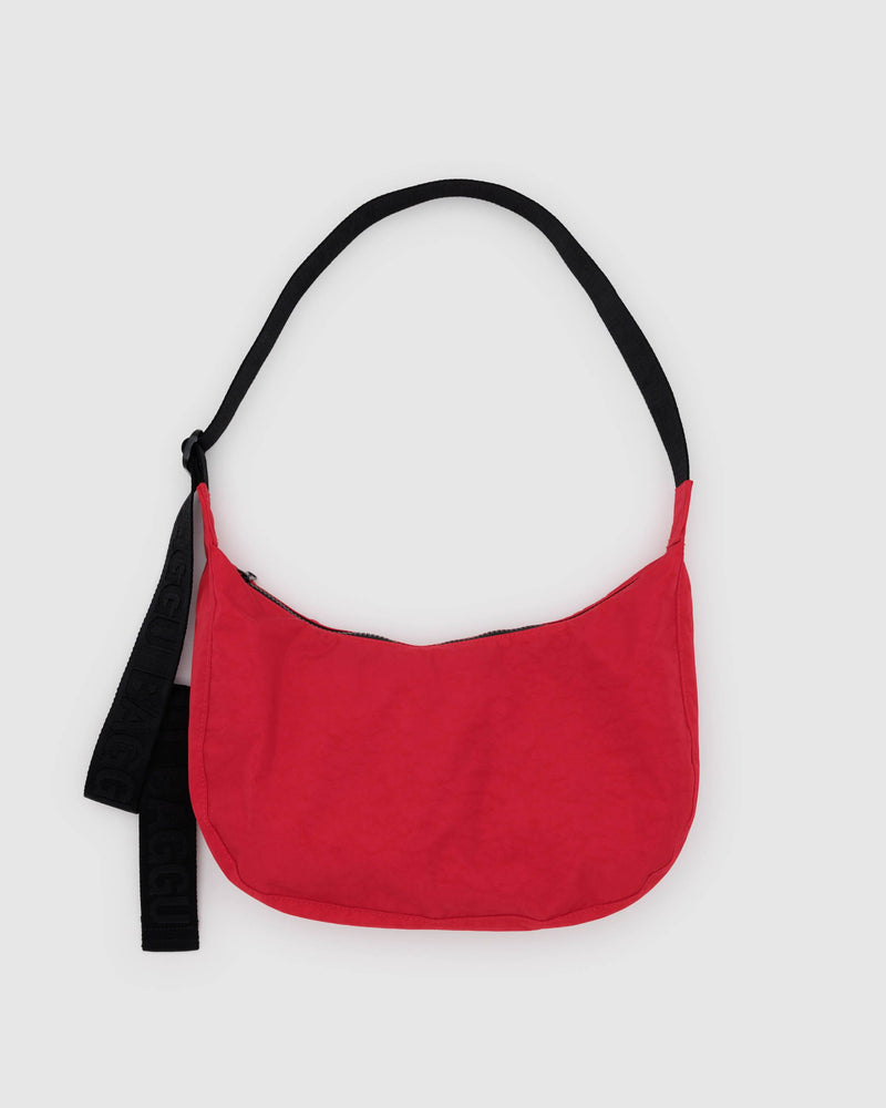 BAGGU.com  Medium Nylon Crescent Bag - Candy Apple 47
