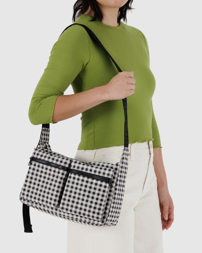 BAGGU  Medium Cargo Crossbody - Black & White Gingham