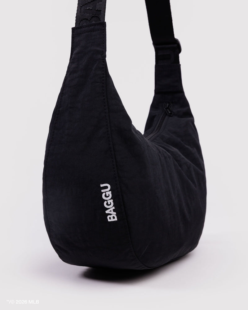 BAGGU  Medium Nylon Crescent Bag - New York Yankees™