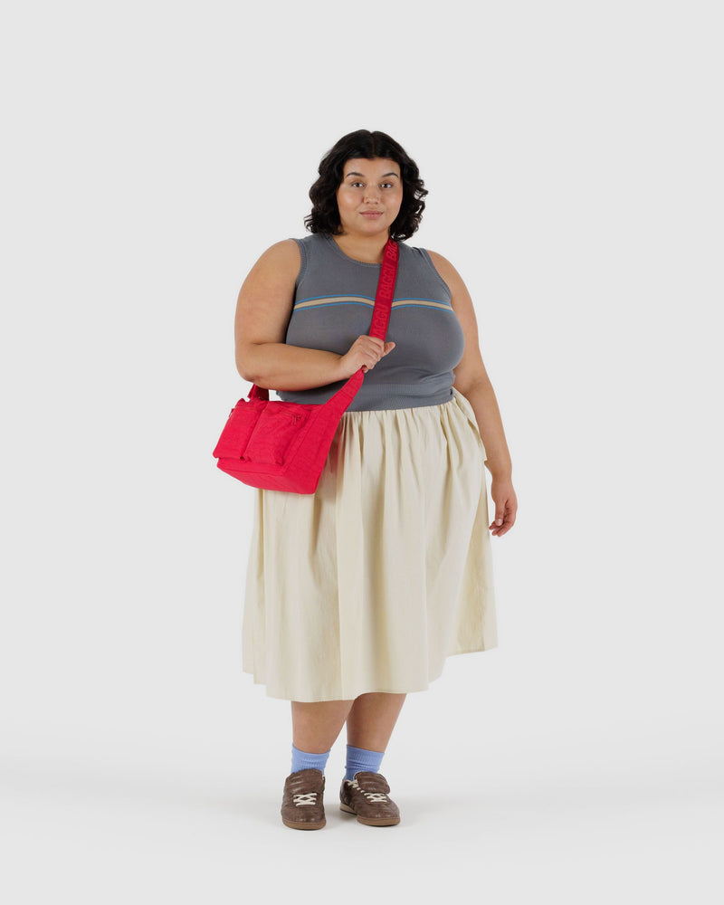 BAGGU.com  Medium Cargo Crossbody - Candy Apple