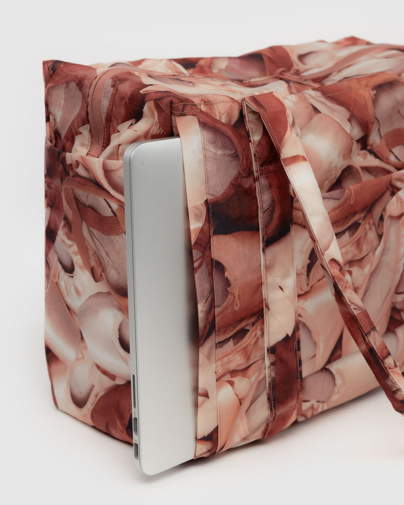 BAGGU ALL PRODUCTS Small Cloud Carry-On - Pointe Shoe