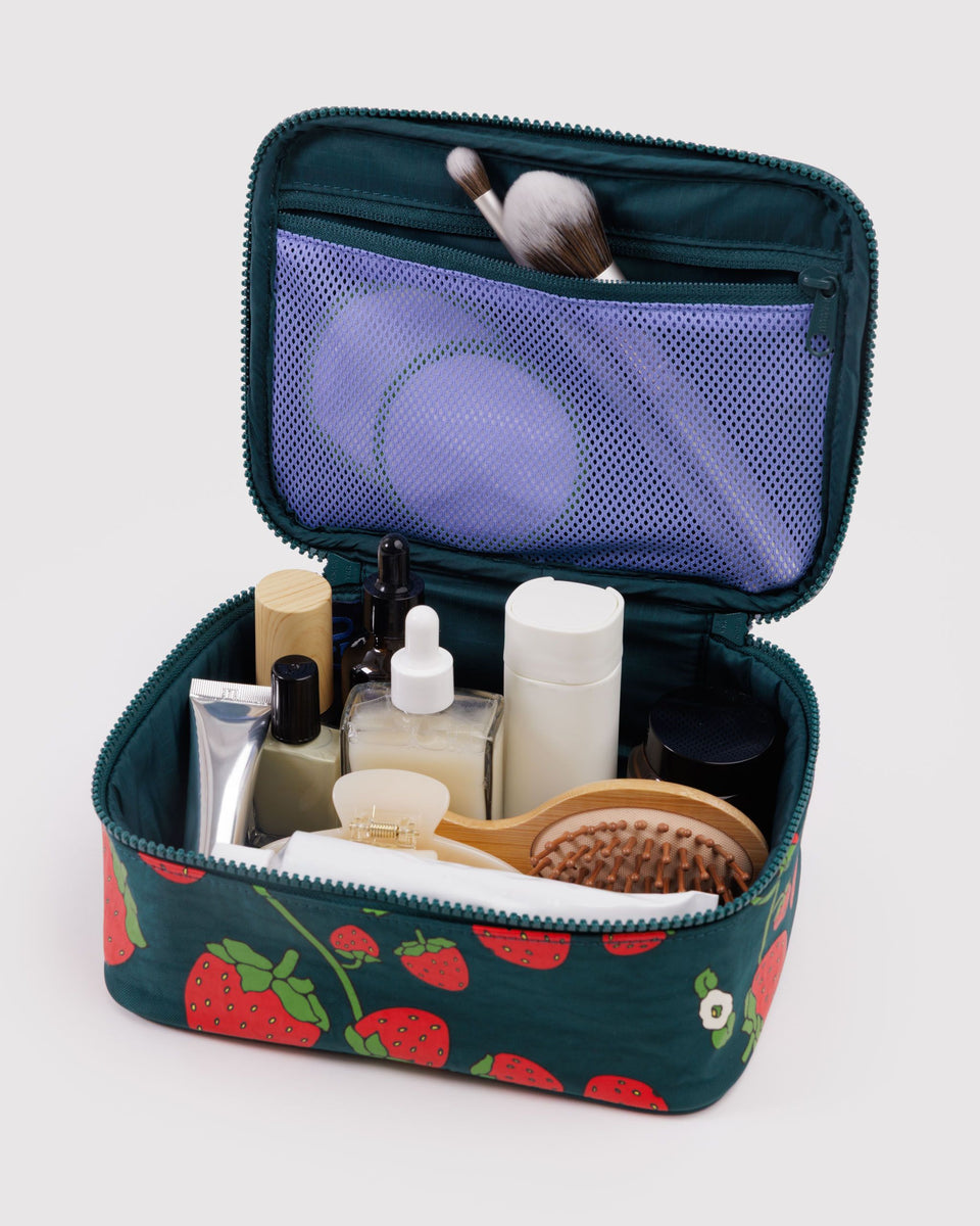 BAGGU Products Small Cosmetic Case - Strawberry Blossom