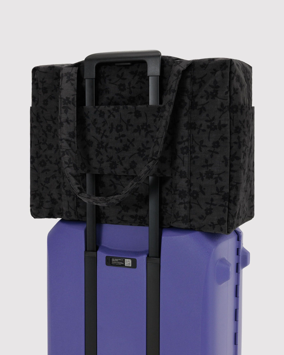 BAGGU ALL PRODUCTS (EXCEPT GIFT CARDS) Cloud Carry-on - Charcoal Ditsy Floral