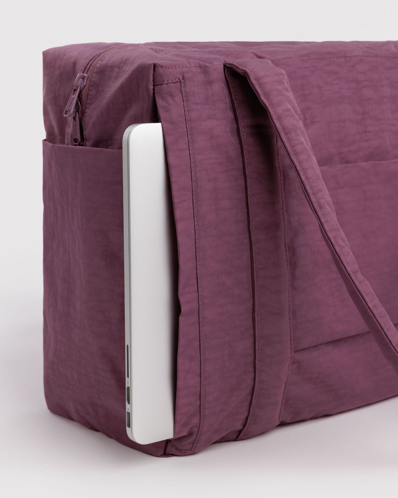 BAGGU  Small Cloud Carry-On - Wild Plum