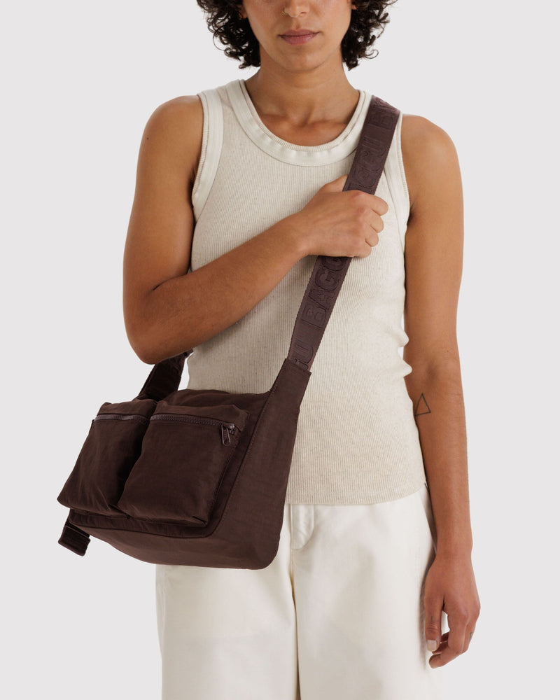 BAGGU  Medium Cargo Crossbody - Coffee