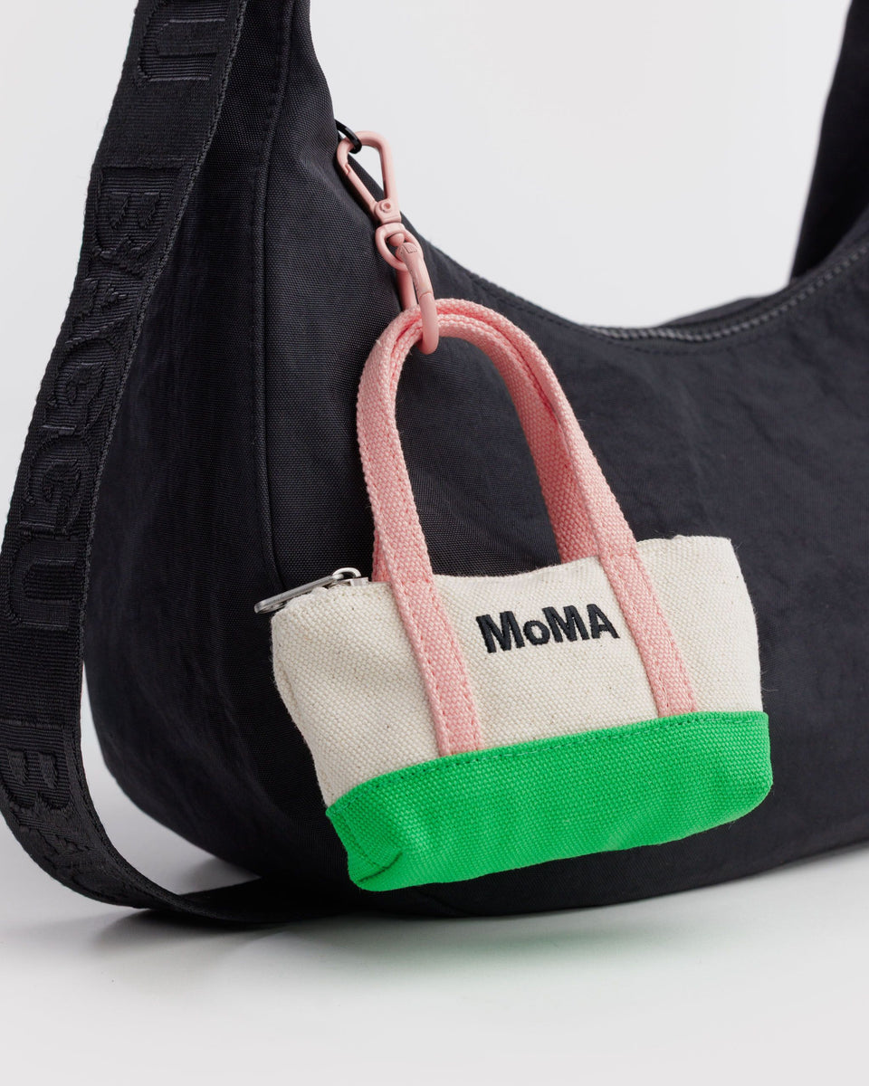 BAGGU New Arrivals MoMA Tote Charm - Pink/ Green