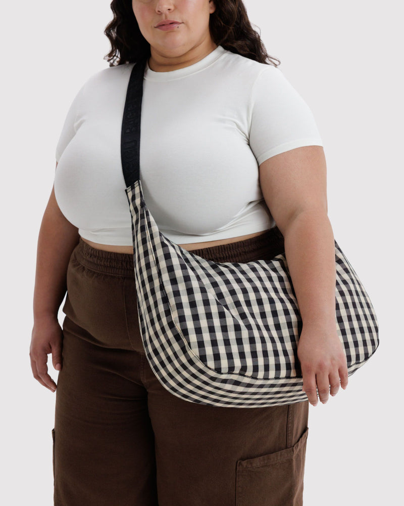 BAGGU  Large Nylon Crescent Bag - Black and Cream Gingham