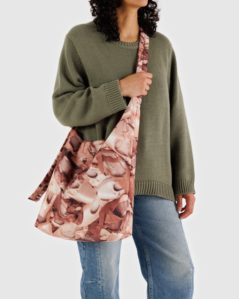 BAGGU.com Crossbody Bags Large Nylon Sling - Pointe Shoe