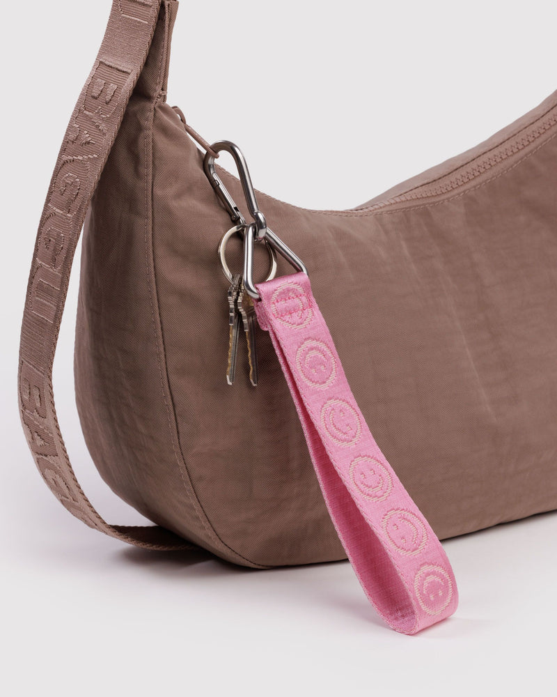 BAGGU  Logo Keychain - Pink Happy